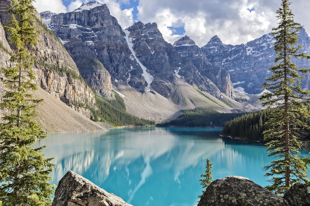 moraine-lake